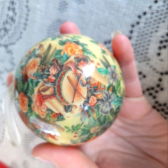 Holiday Vintage Paper Wrapped Mache Christmas Floral And Musical